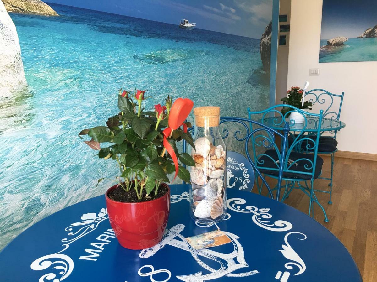 Blue Sea Rooms Apartment Cagliari Kültér fotó